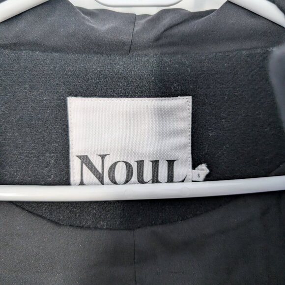 Noul - Coat - Picture 7 of 7